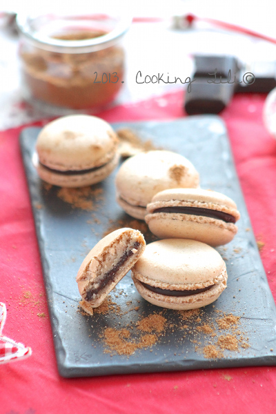 Macarons Chocolat et pain d'épices