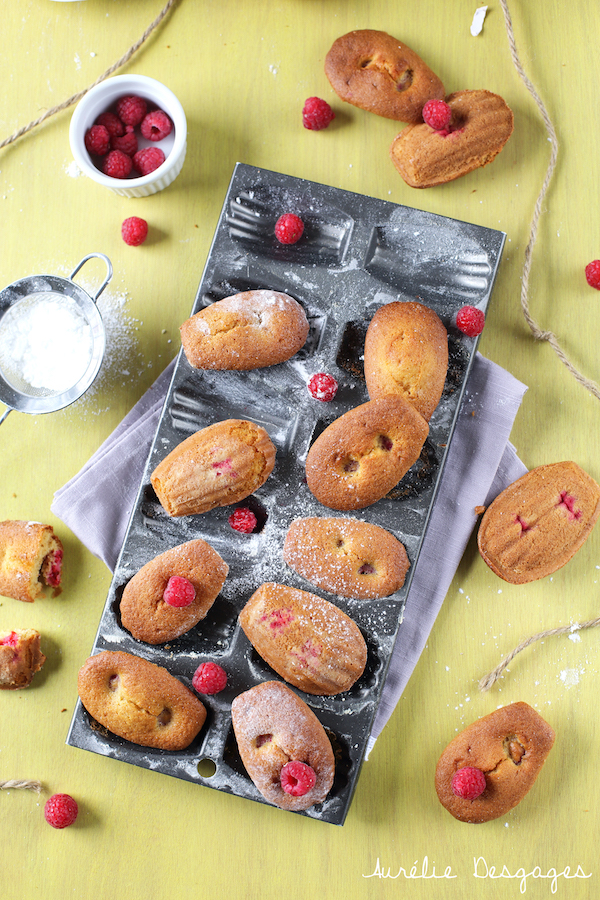 madeleines vanillées aux framboises