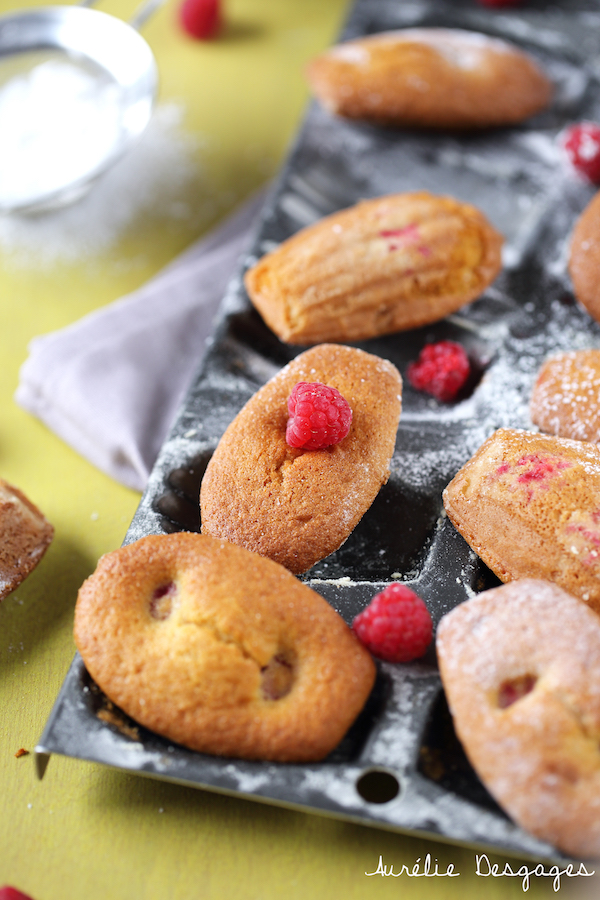 madeleines vanillées aux framboises