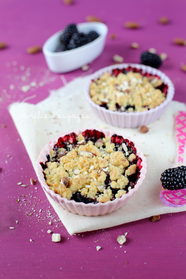 crumble mûres amandes