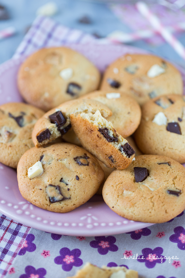 Recette - Cookies chocolatés aux pépites de chocolat blanc en