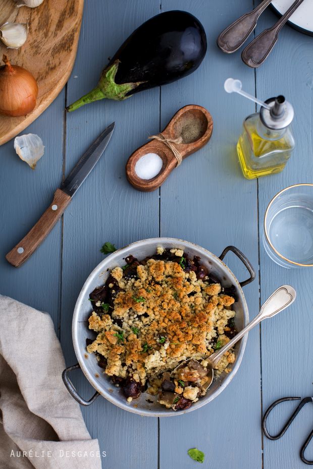Crumble aux aubergines et oignons caramélisés – Cooking lili, Creator ...